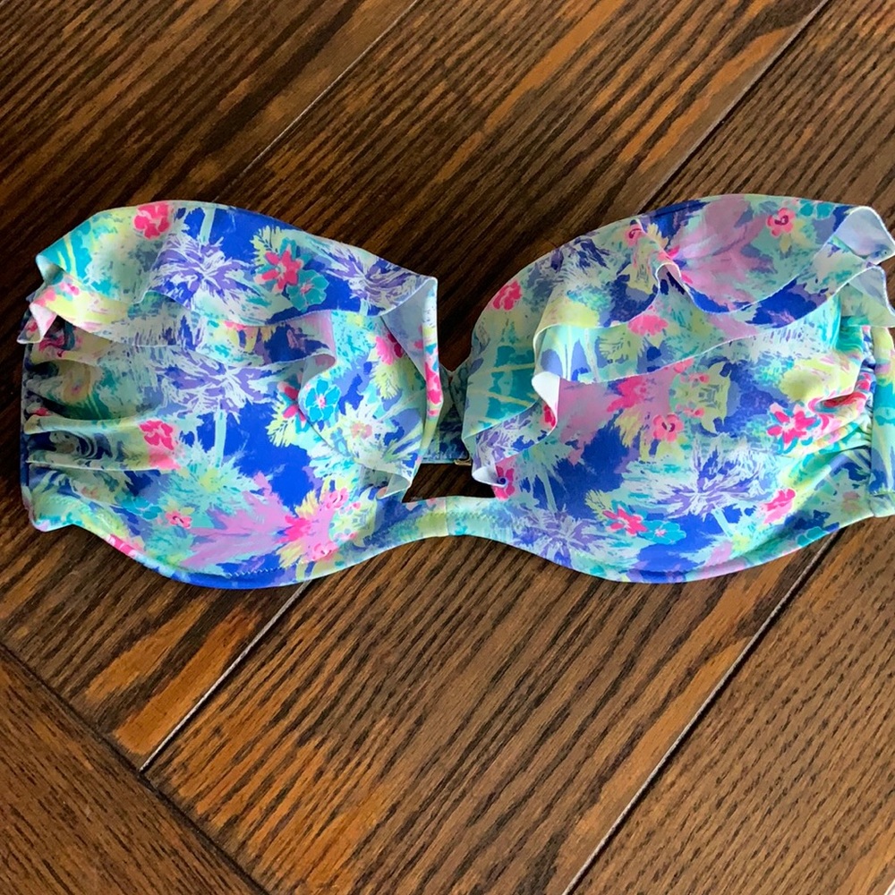 Victoria’s Secret Bikini Swim Top